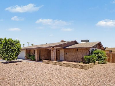 6050 E PRINCESS Drive