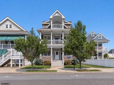 732 Central Ave #2