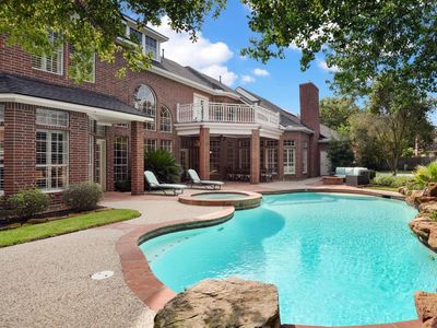 6610 Centre Place Cir