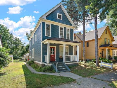 768 Lafond Ave