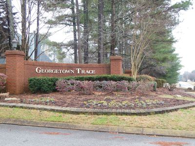 8628 Georgetown Ln
