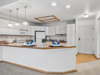 650 S Clinton Street #5D