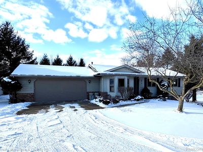 1051 N Lake George Rd