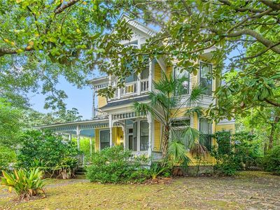 256 Michigan Ave