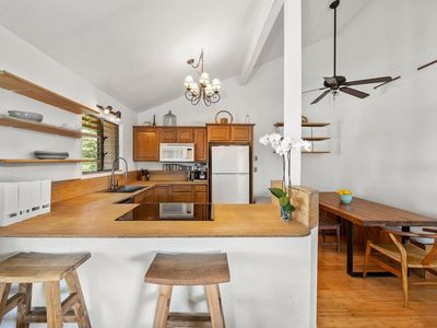 15 Kulanihakoi St APT 3E