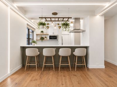 105 W 73rd St #C3