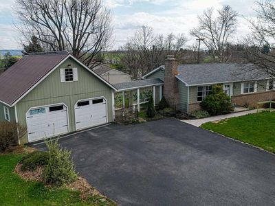 824 Fox Meadow Rd