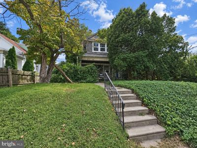 533 Hermit St