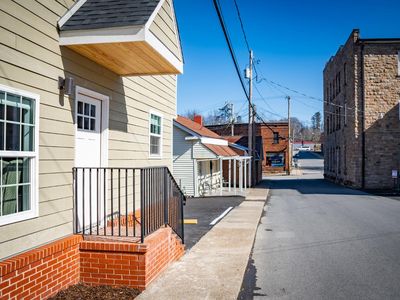 184 Wiseman Ave