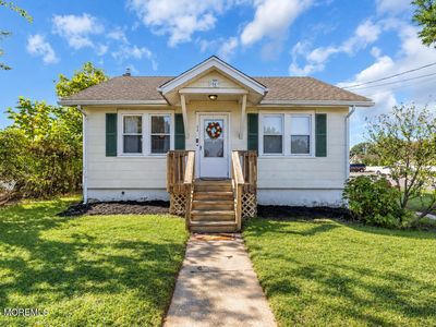 54 Edwards Avenue