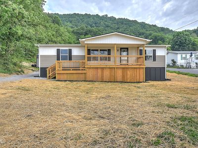 Property at 205 Broad St, Weber City, VA