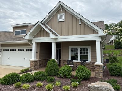 111 Sterling Oaks Dr