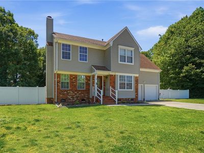 4 Eaver Ct