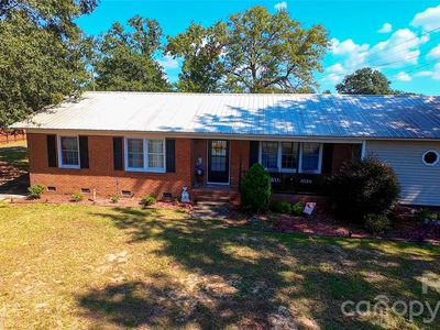 1467 Airport Rd