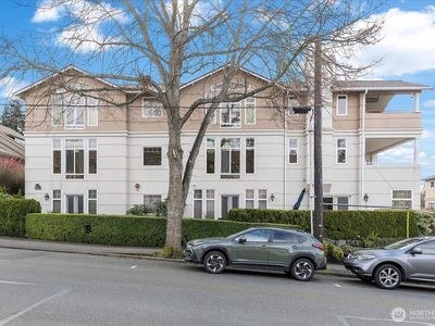 546 Walnut Street #201