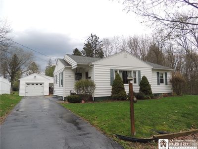 124 Niagara Ave
