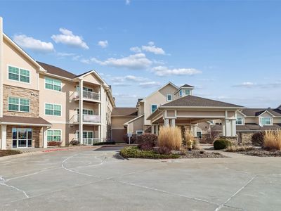 600 E Hillcrest Ave Unit 207