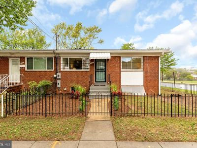 101 56th Pl SE