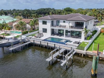 824 Shore Drive