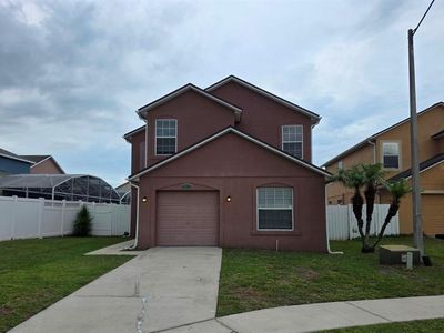 4423 Hamlet Ct