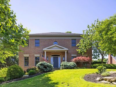 112 Middleground Pl