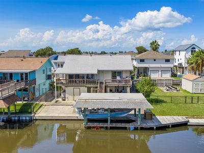 Property at 1097 Redfish St, Bayou Vista, TX