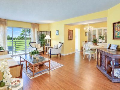 3755 VIA POINCIANA #402