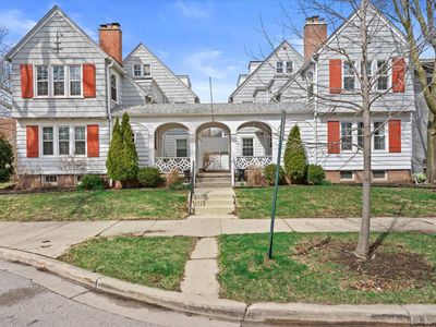 3719 North Farwell AVENUE #3719