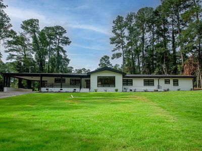 951 Hillsboro Rd