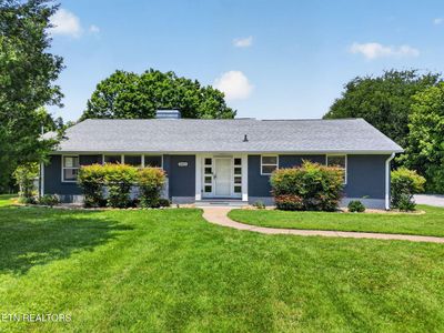 5405 Holston Dr