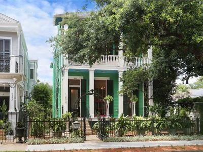 1234 Saint Andrew St