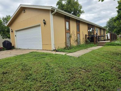 107 W Lake St