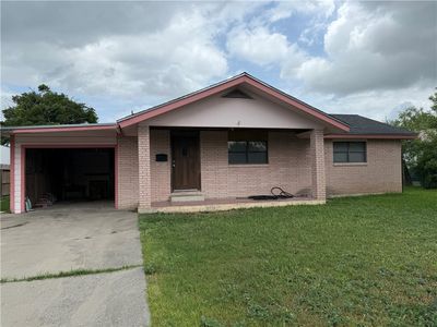 Property at 424 W B Ave, Kingsville, TX