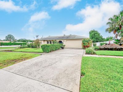 2993 MEADOW WOOD DRIVE