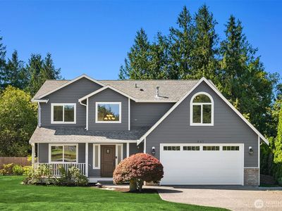 841 Admiralty Way