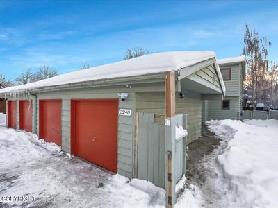 3240 Wiley Post Loop