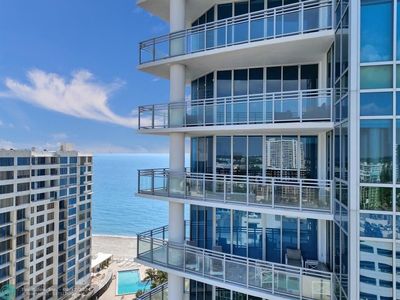 3535 S Ocean Dr APT 1506
