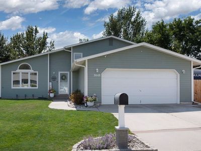 3648 Gladiator Cir