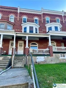 1416 Chew St