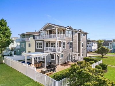 205 Aqua Ln