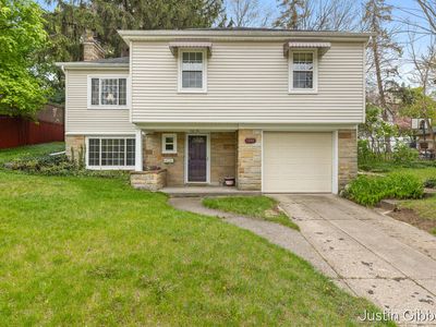 1708 Hiawatha Dr SE