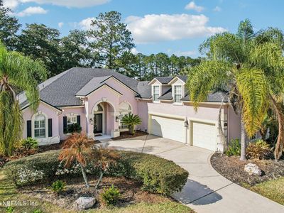 486 MONTEREY Parkway