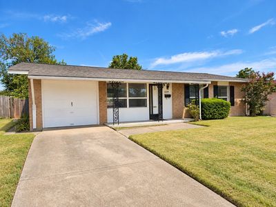 3609 Glacier Ln