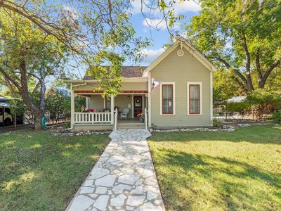 104 N Cherry St