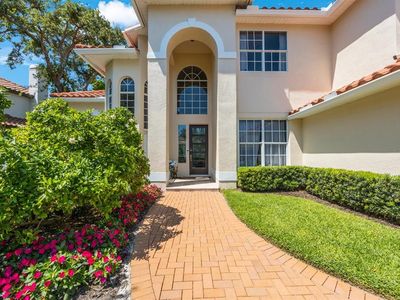 4815 Queen Palm Ter NE