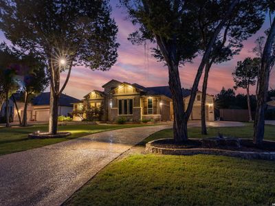 965 Woodland Oaks