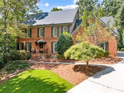 7300 Chattahoochee Bluff Dr