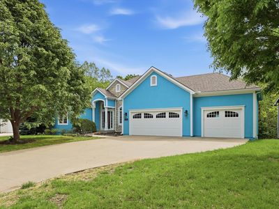 1140 Waverly Dr
