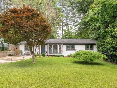 2572 Beverly Hills Dr