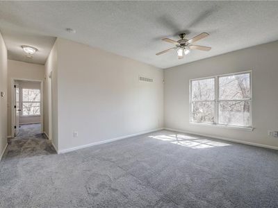 3301 N 103rd Ter